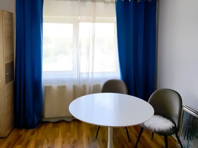 Apartament de inchiriere loc de luat masa Râmnicu Vâlcea Vâlcea